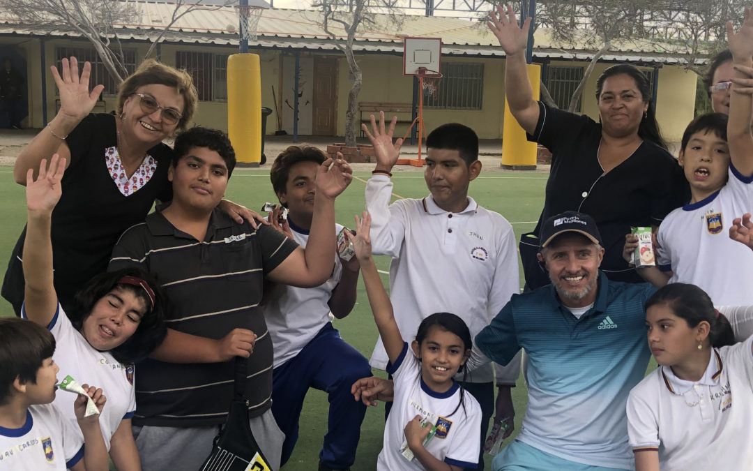 Puerto Mejillones lidera nueva clínica de tenis inclusiva en la comuna