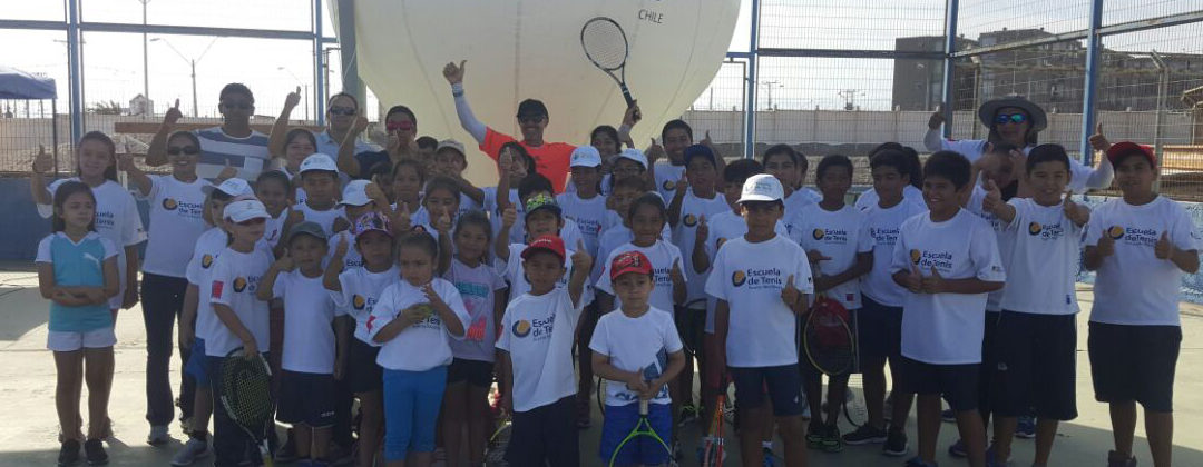 Escuela de Tenis Puerto Mejillones da inicio a su tercer año con Clínica de Horacio de la Peña para alumnos y apoderados