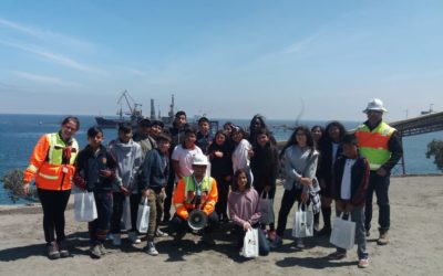 Puerto Mejillones recibió en sus instalaciones a escolares de la comuna