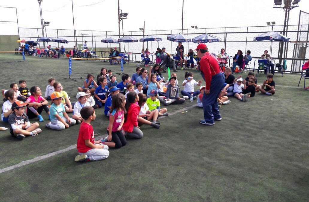 Escuela de Tenis Puerto Mejillones participó en el primer Encuentro Familiar de Mini Tenis en Antofagasta