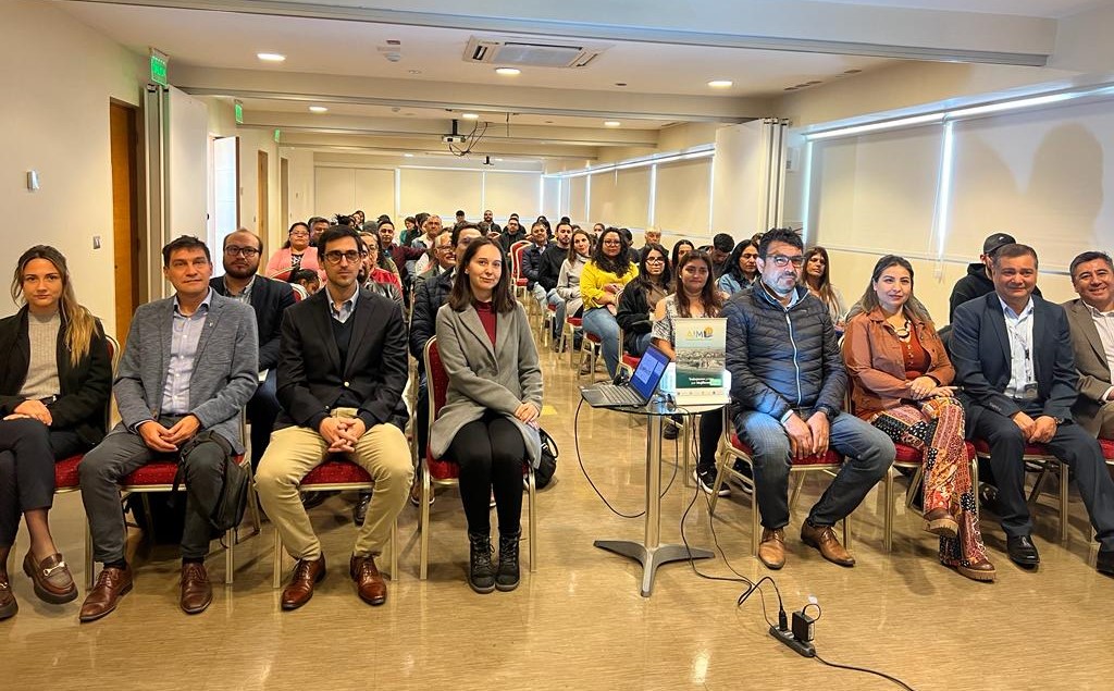 Más de 75 emprendedores y pymes locales participaron del seminario sobre Tecnologías Digitales en Mejillones