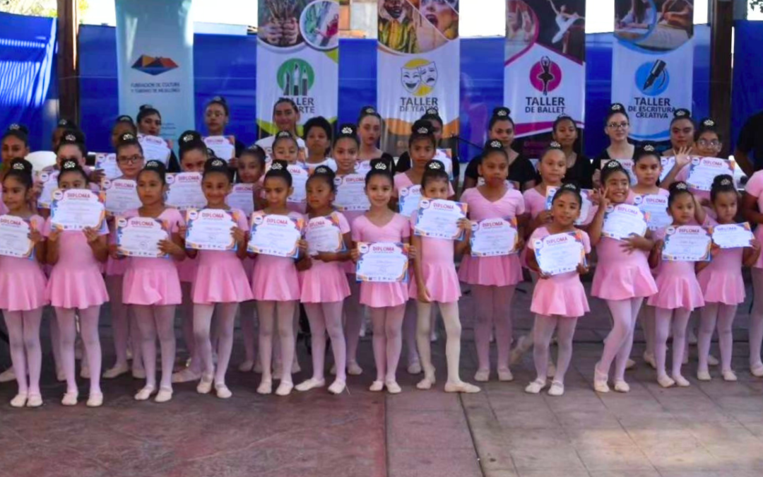 Academia de Ballet de Puerto Mejillones se presentó en la muestra semestral de artes de la comuna